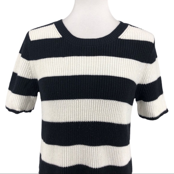 Banana Republic Black & White Knit Blouse, Size S - Picture 2 of 9